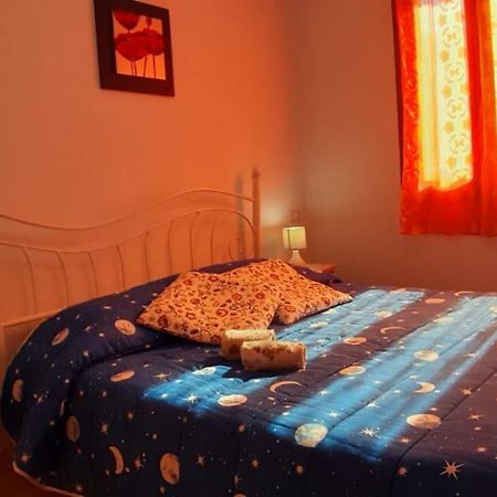 Willa Il Girasole SantʼAntìoco Zewnętrze zdjęcie
